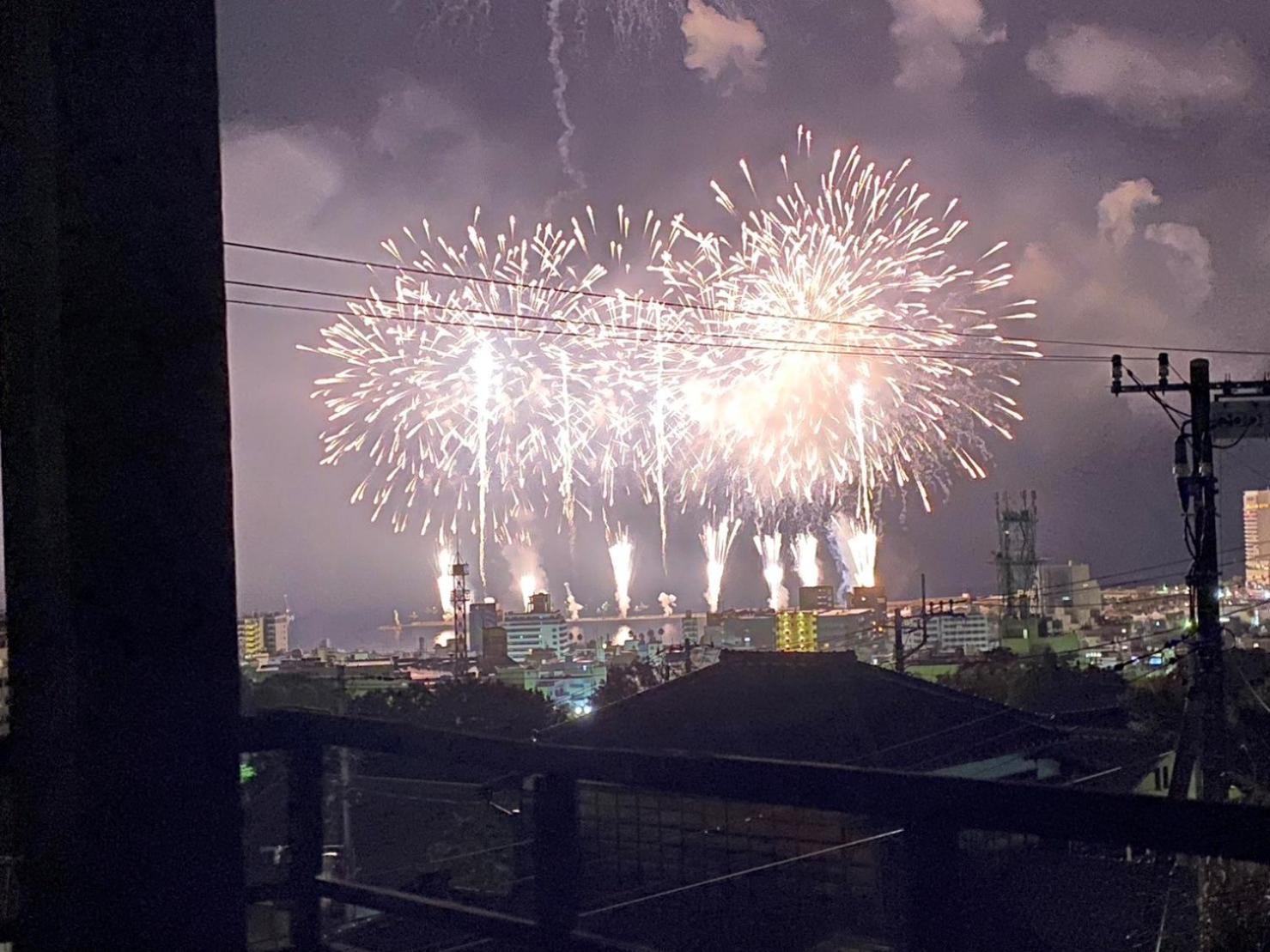 Atami Ikyuan 熱海一休庵 Hotel Екстериор снимка